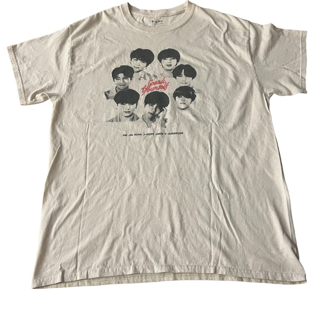 BTS K POP BIG HIT ENTERTAINMENT TOUR TEE “LOVE YOURSELF” Tour size large